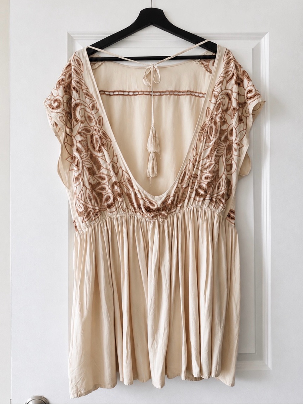 Free People Ayu Nude Floral Cutout Tunic Dress Medium Boho Festival Oversized - Picture 3 of 12